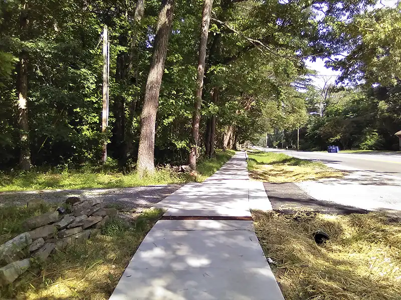 Mentone Sidewalk